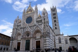 Façade de la cathédrale de Sienne