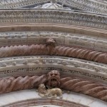 Détail de la façade du Duomo